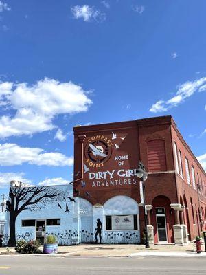 Another shop in the NOTO Arts District of Topeka... "Home of Dirty Girls Adventures"... I'm not sure what their business is...