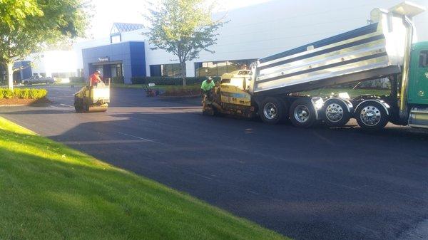 asphalt paving