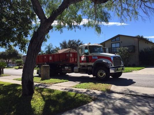 Alvaro taking a 15-yarder to a customer in Calallen, thanks JR, our customer there for this great pic!...