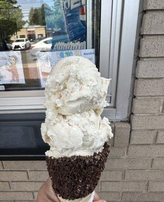 Chiquita Banana on waffle cone with chelate crumbs.