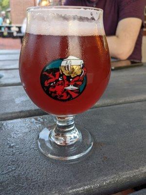 13 oz sour (raspberry, yum!)