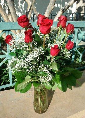 Can't go wrong with Red Roses