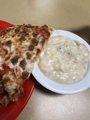 Pizza with Alfredo sauce!