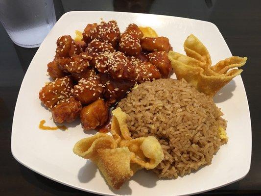 Sesame chicken with crab rangoons