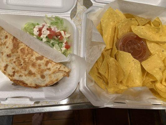 Al Carbon Quesadilla & Chips/Salsa