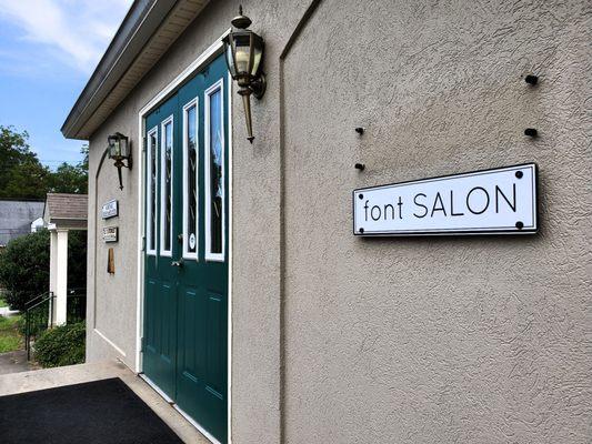 FONT SALON exterior in Macon, Georgia.