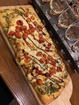 Bruschetta flatbread