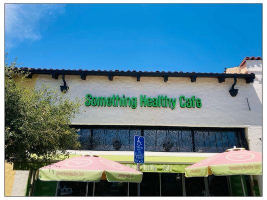 Welcome to Smoothing Healthy Cafe.