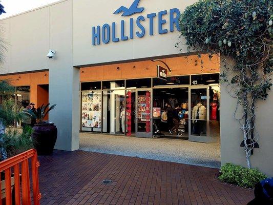 Hollister