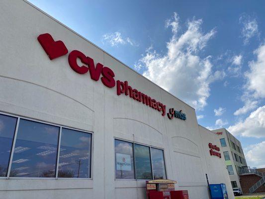 CVS Pharmacy Y Mas