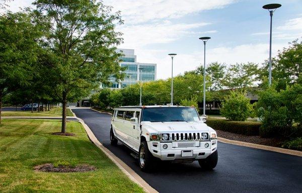 HUMMER H2 (16 PASSENGER SUV STRETCH)