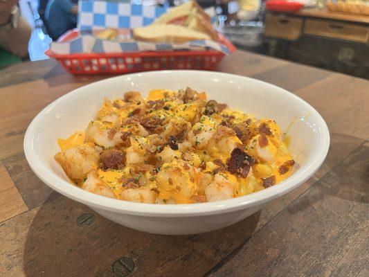 Mac & Cheese bowl with shrimp, bacon and boom boom sauce