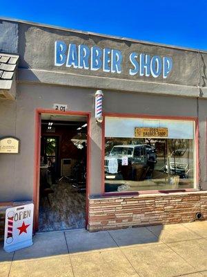 Bob's Barber Shop