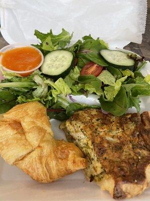 Broccoli cheese quiche with spring salad and tomato dressing