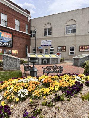 Nice courtyard downtown