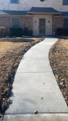 Concrete walkway