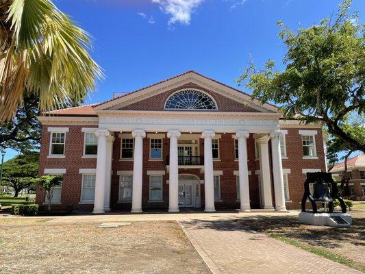 Mission Memorial Building