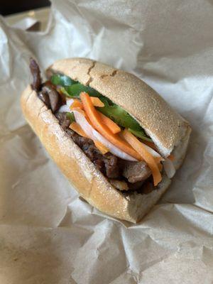 Bbq pork bahn mi