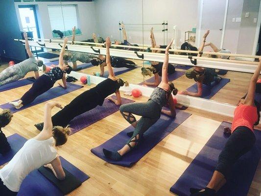 Fusion-fitness class (barre/Pilates)