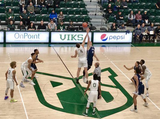 PSU Vikings men's basketball vs Loyola Marymount University 12-15-2018.