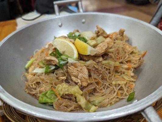 Chicken pancit