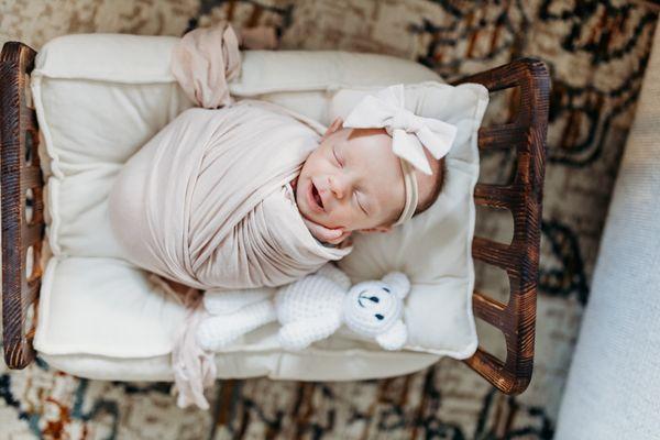 Newborn photographer San Antonio