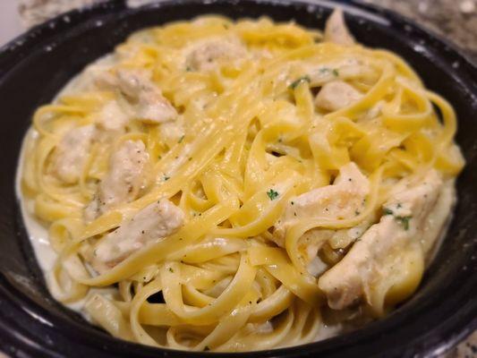 Fettuccine Alfredo with grilled chicken