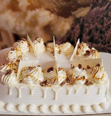 Pralines 'N Cream Ice Cream Cake