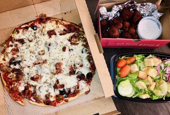 Monster Pizza, Italian Salad & Fried Mushrooms