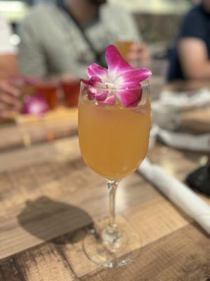 Grapefruit mimosa