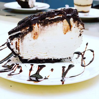 Oreo ice cream cake - special