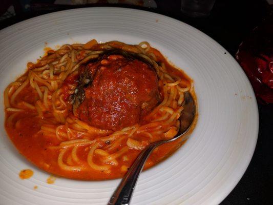 Spaghetti with meatball