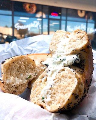 Greenfields NY Deli & Bagels