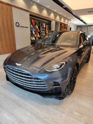 Aston Martin Beverly Hills