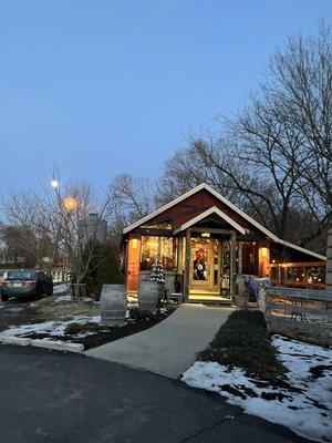 Front of wine tasting room and restaurant