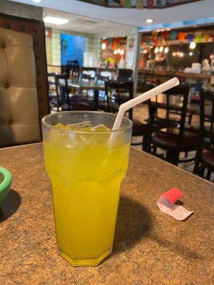 Bendy straws are back!