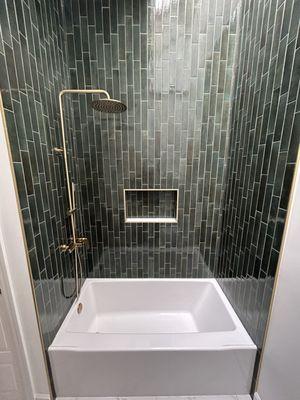 Lincoln Park - Bathroom Remodel