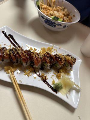 Spicy crunch roll, freaking amazing