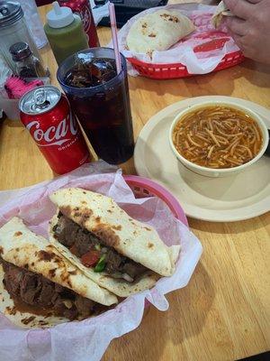 Carne guisada,fajita con chile and fideo.