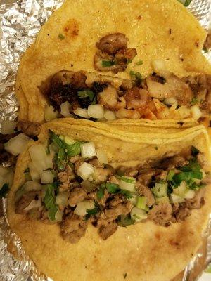 Asada and tripa taco