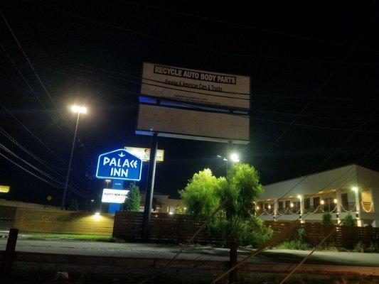 Palace Inn Blue