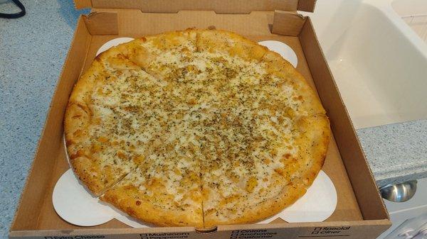 White clam pizza. Close to perfection. Needs just a tad more garlic.  Highly recommend