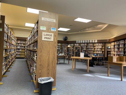 San Diego Public Library - University Community Branch Library