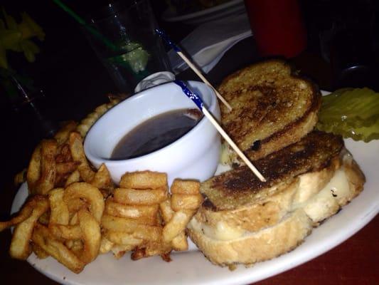 Sandwich with au jus at China Clipper