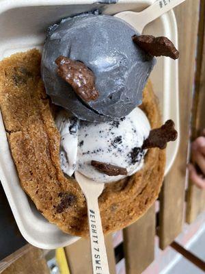 Wakanda and cookie n cream in a chocolate chip cookie bowl.