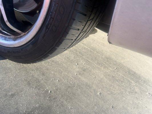 Great used tire spot ! Organize and even used still with a lot of rubber or meat on it for a low reasonable price.