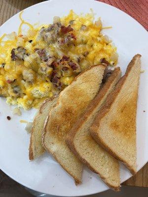 Egg Scramble with Toast