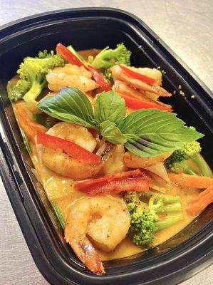 Shrimp choo chee - rich and thick with the flavors