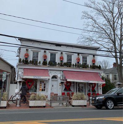 Front of restaurant