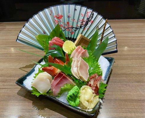 Sashimi combo